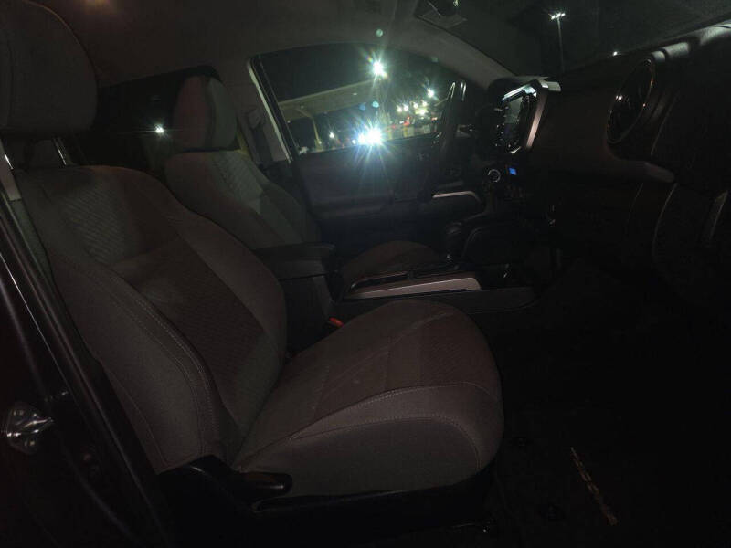 2022 Toyota Tacoma SR5 V6