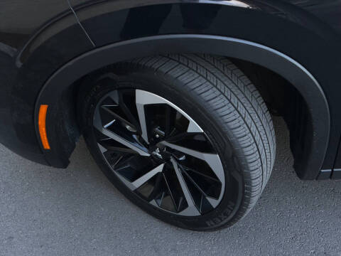 2023 Mitsubishi Outlander PHEV SE