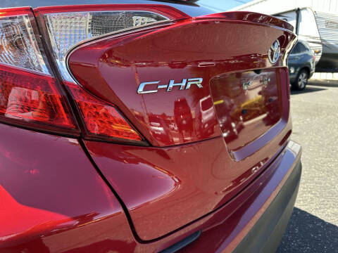 2021 Toyota C-HR XLE