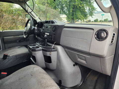 2018 Ford E-Series E-450 SD