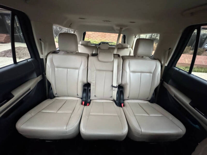 2023 Ford Expedition MAX XLT