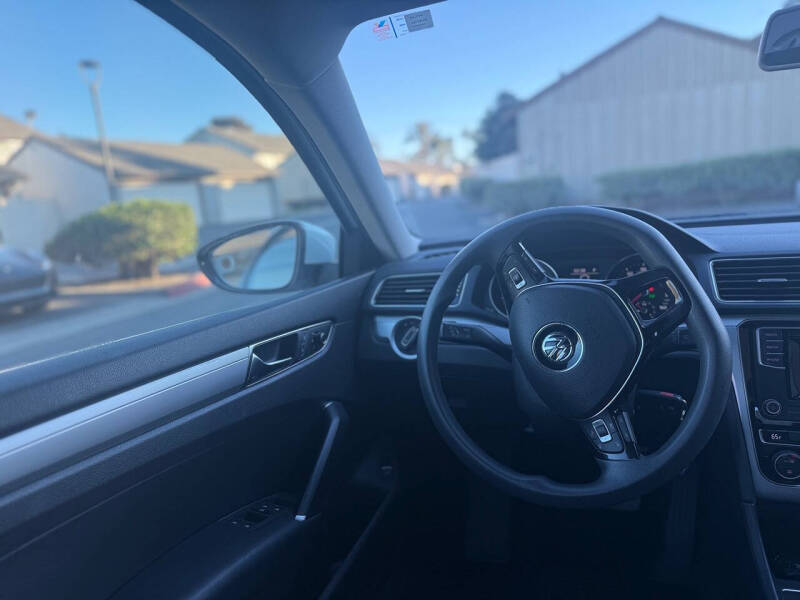 2017 Volkswagen Passat 1.8T S