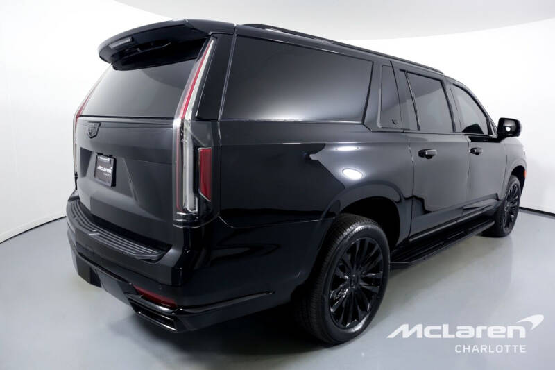 2022 Cadillac Escalade ESV Luxury