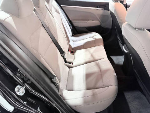 2019 Hyundai Elantra