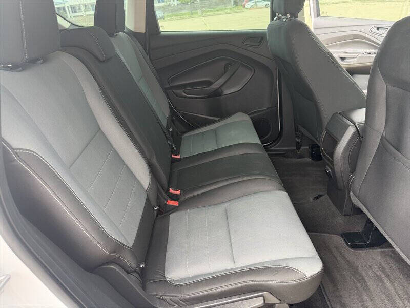 2019 Ford Escape S