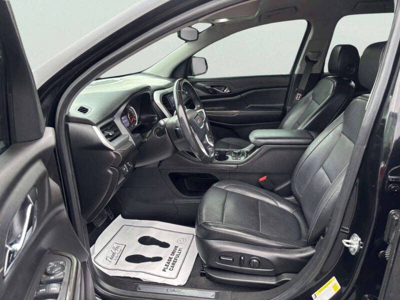 2020 GMC Acadia SLT