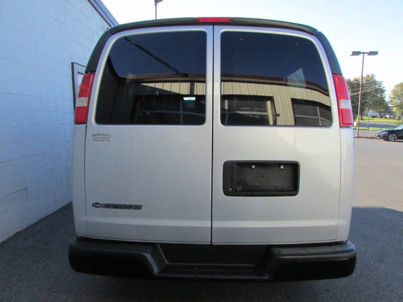 2017 Chevrolet Express LS 2500