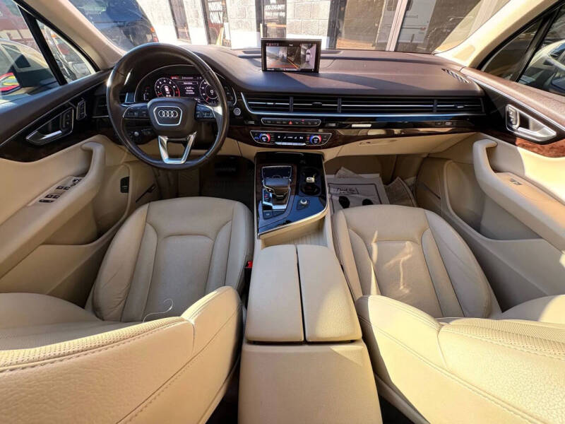 2019 Audi Q7 quattro Prestige 55 TFSI