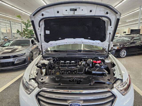 2017 Ford Taurus SEL