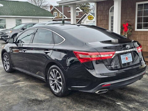 2017 Toyota Avalon XLE Plus