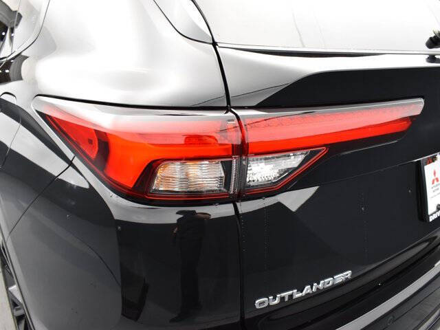 2025 Mitsubishi Outlander PHEV SEL Black Edition