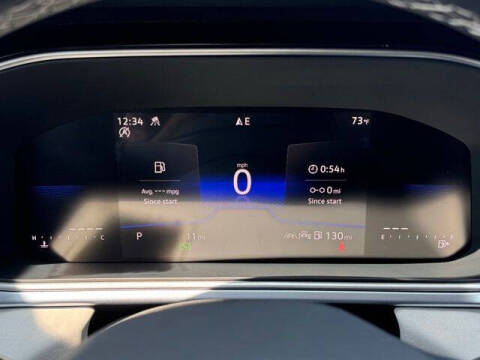 2025 Volkswagen Taos SE 4Motion