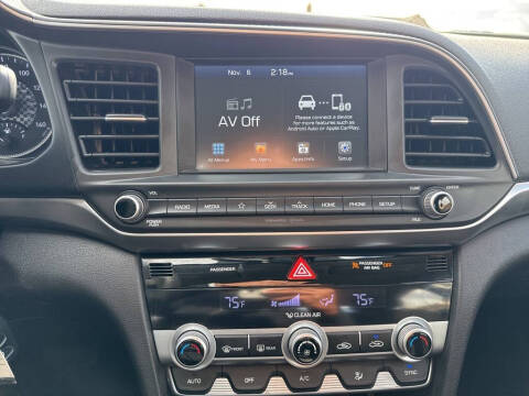 2020 Hyundai Elantra