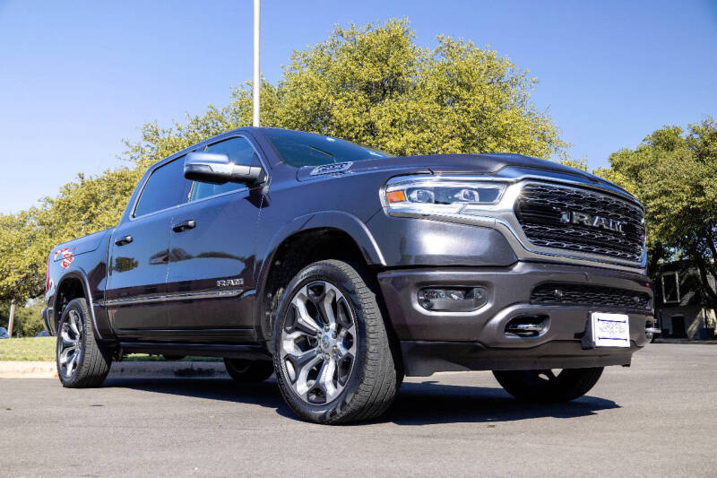 2023 RAM Ram 1500 Pickup Limited's photo