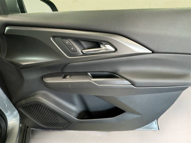 2026 Chevrolet Equinox EV LT 1