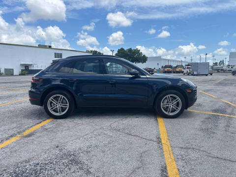 2015 Porsche Macan S