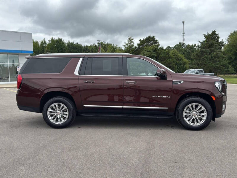 2023 GMC Yukon XL SLT