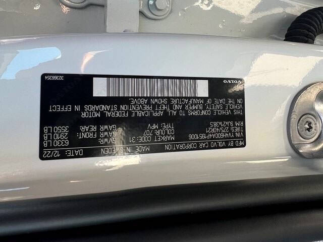 2023 Volvo XC90 Recharge T8 Ultimate Bright Theme 6P