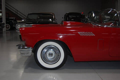 1957 Ford Thunderbird