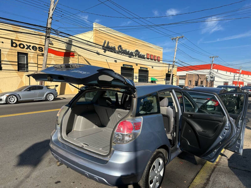 2008 Toyota Matrix XR photo 13