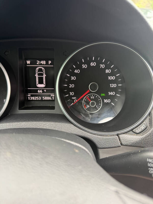 2013 Volkswagen Golf 2.5L PZEV
