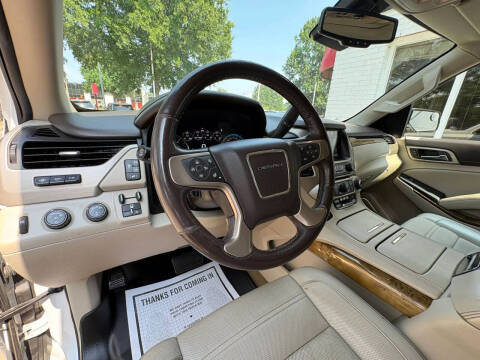 2017 GMC Yukon Denali
