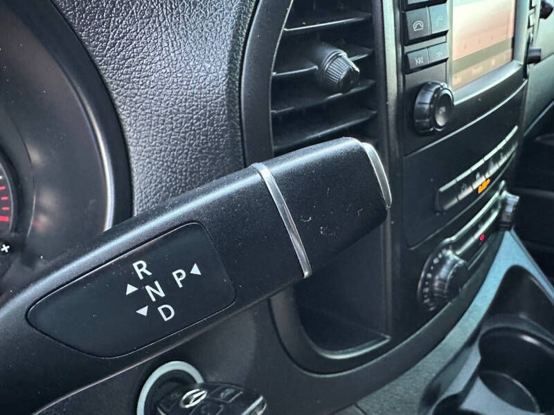 2016 Mercedes-Benz Metris
