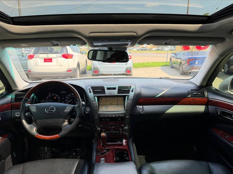 2007 Lexus LS 460