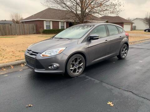 2014 Ford Focus for sale at Champion Motorcars in Springdale AR