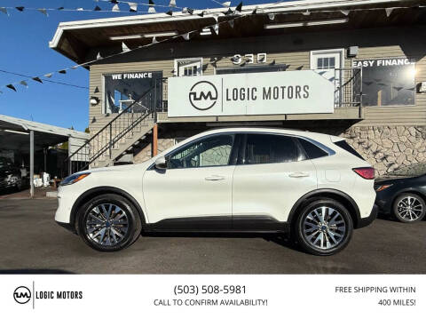 2020 Ford Escape Titanium