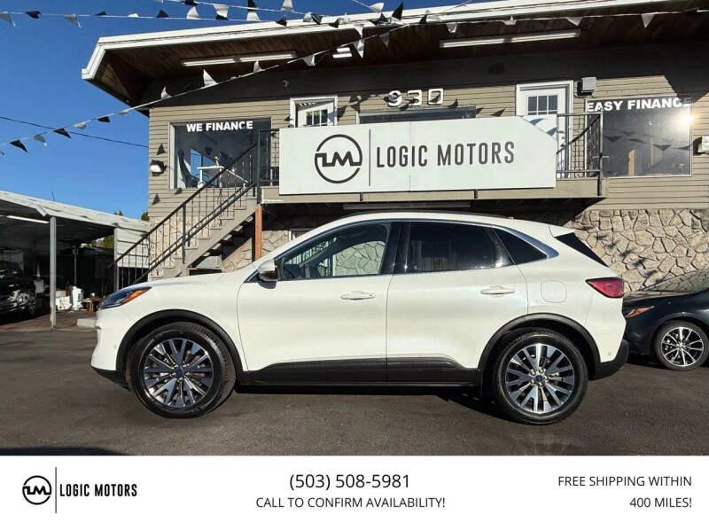 2020 Ford Escape Titanium