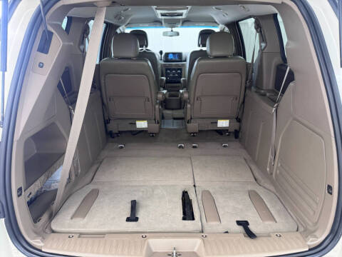 2011 Volkswagen Routan