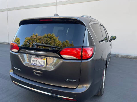 2020 Chrysler Pacifica Limited