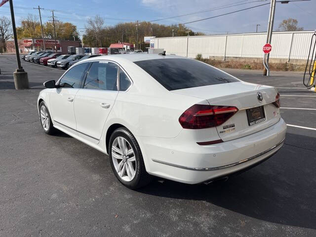 2017 Volkswagen Passat V6 SEL Premium
