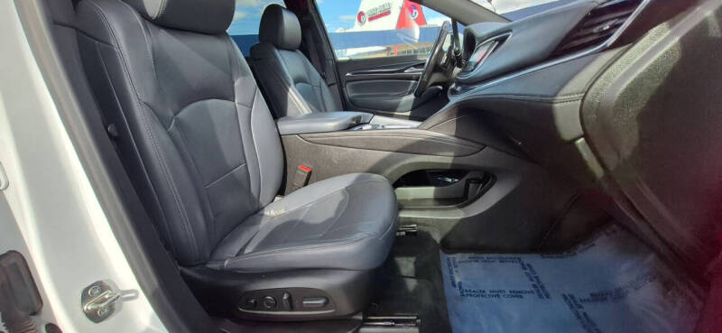 2022 Buick Enclave Premium
