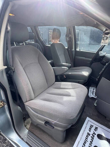 2006 Dodge Caravan SE