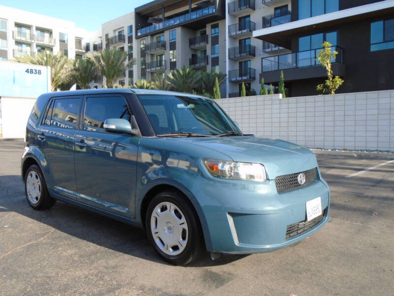 2010 Scion xB