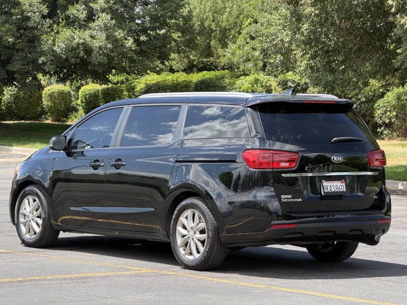 2020 Kia Sedona EX