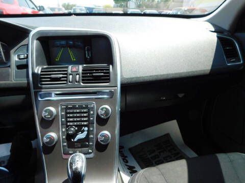 2016 Volvo XC60 T5 Drive-E