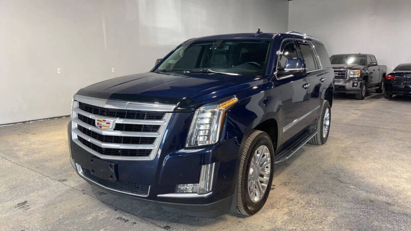 2018 Cadillac Escalade Standard