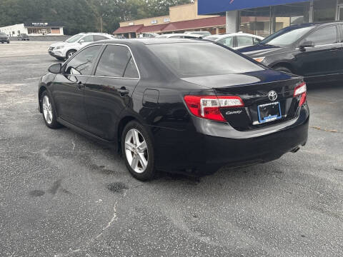 2014 Toyota Camry SE