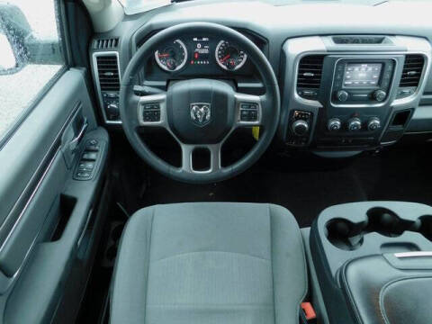 2024 RAM 1500 Classic SLT