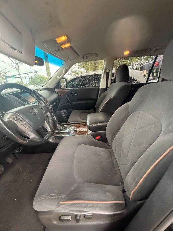 2017 Nissan Armada SV