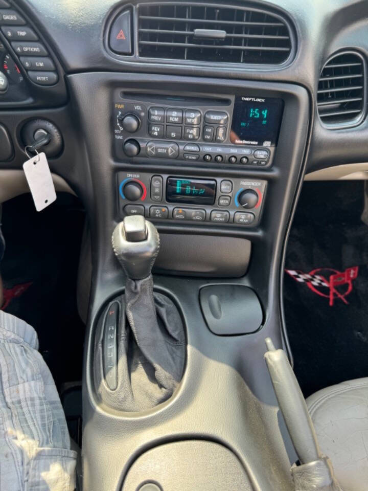 1998 Chevrolet Corvette for sale at BOHL AUTOMOTIVE in Racine, WI