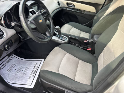 2012 Chevrolet Cruze LS