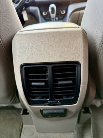 2013 Ford C-MAX Hybrid SE