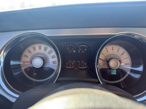 2012 Ford Mustang V6 Premium