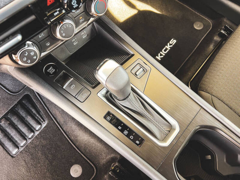 2026 Nissan Kicks S