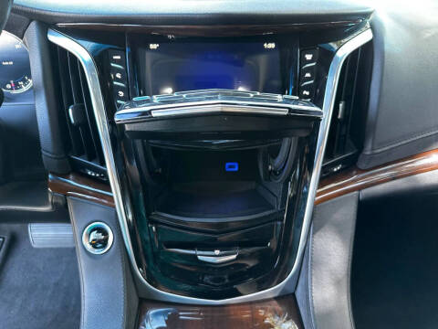 2020 Cadillac Escalade ESV Luxury