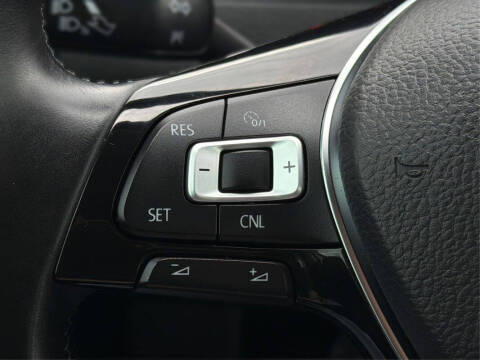 2016 Volkswagen e-Golf SE